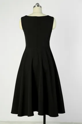 Black sleeveless dress with a long train 190208#