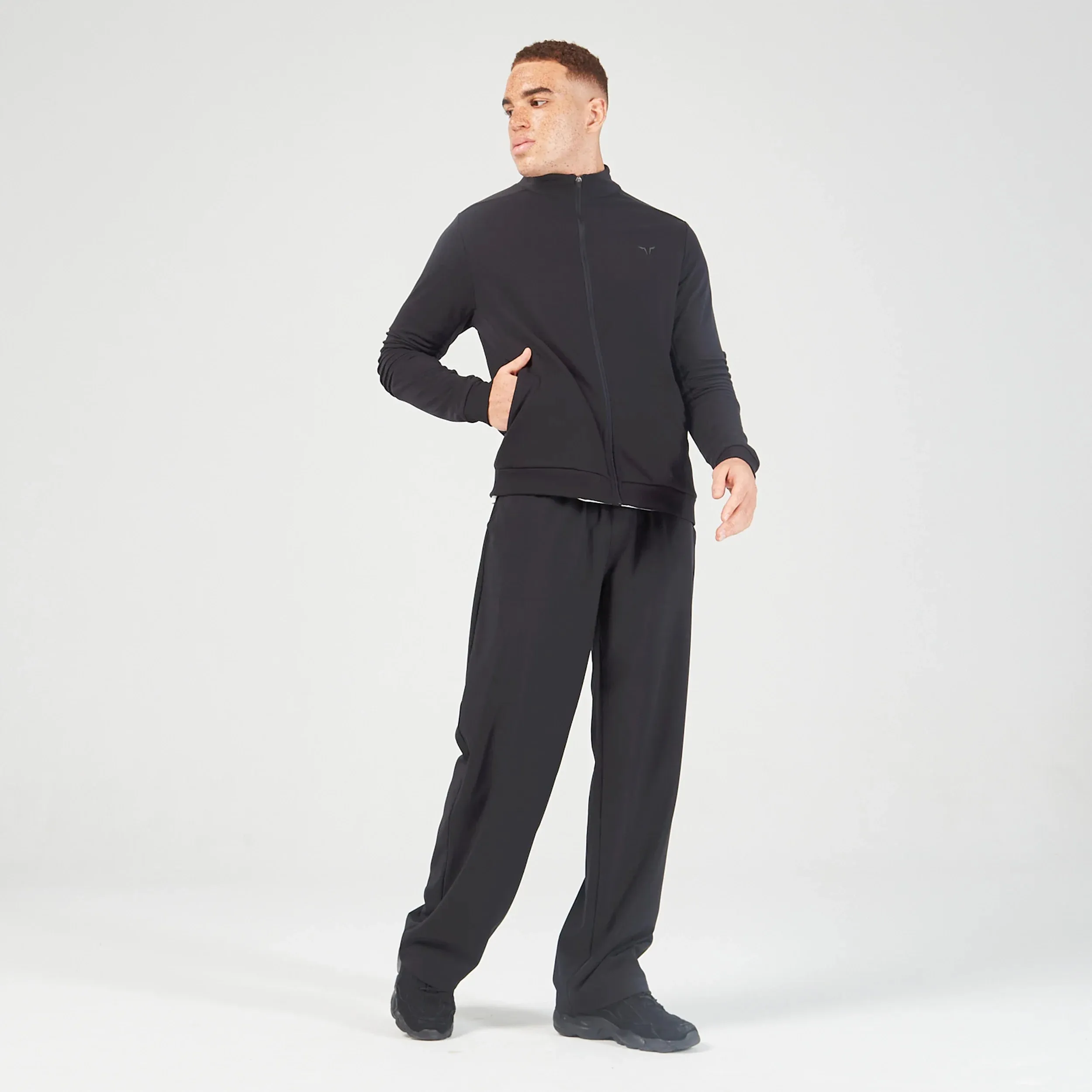 Essential Agility Track Jacket - Black