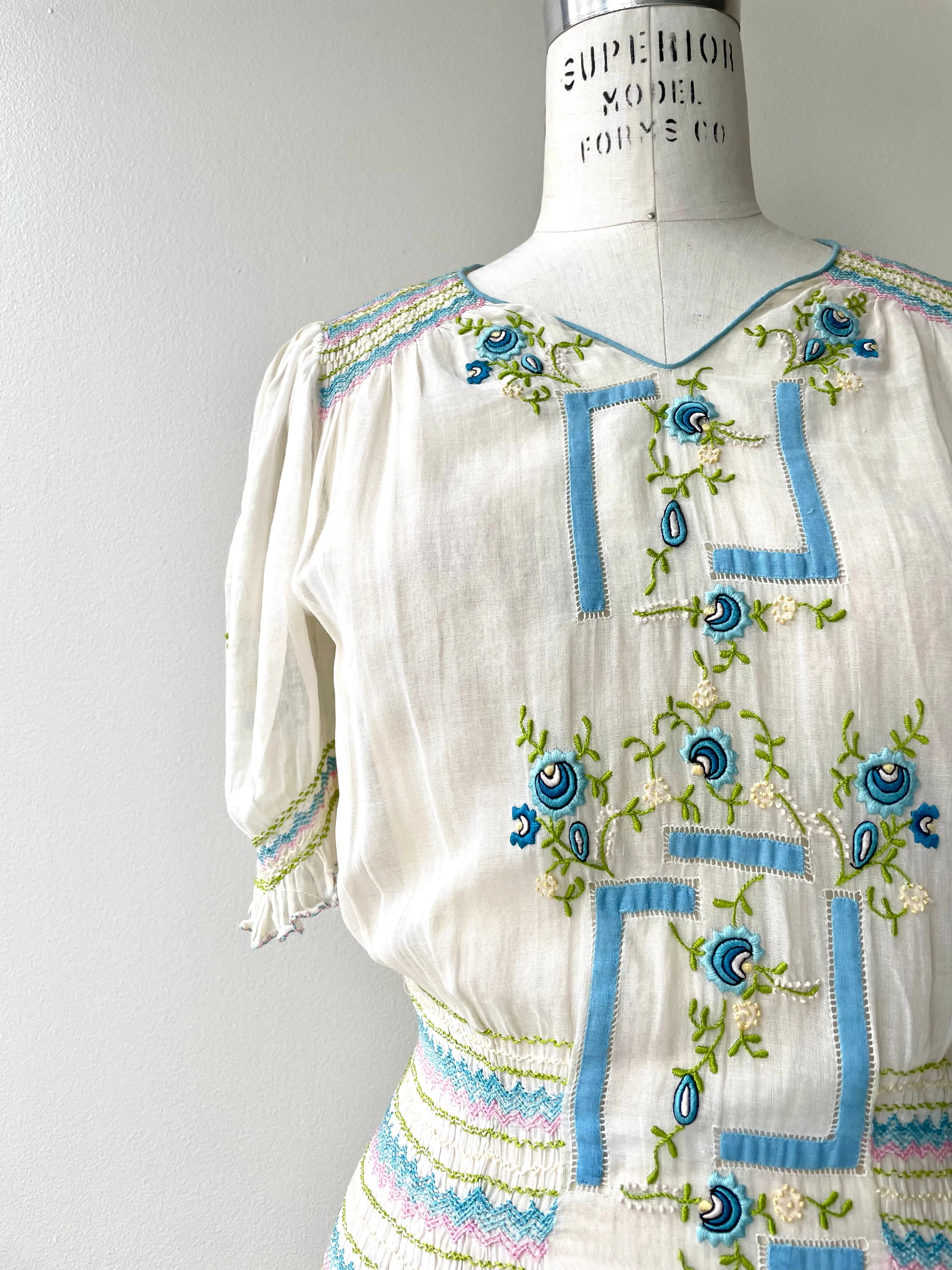 Lilijana Embroidered Dress | 1920s