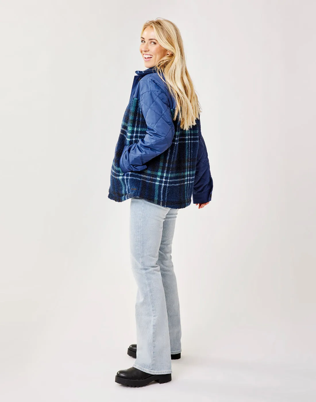 Vineyard Shacket: Dk. Blue Plaid - FINAL SALE